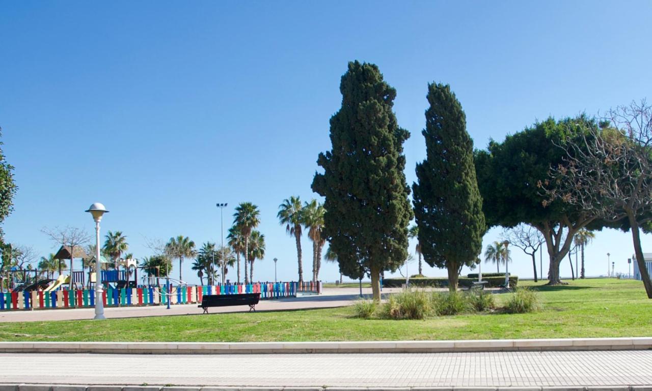 Casa Bamboo Apartment Torre Del Mar Bagian luar foto